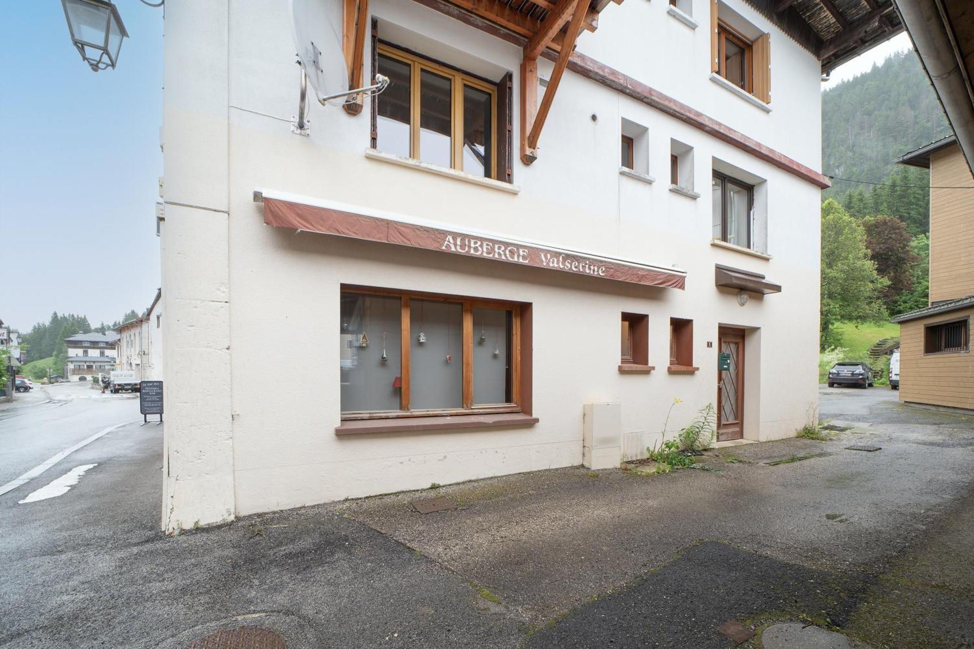La Valserine - Station De Ski Accessible A Pied 米茹 外观 照片